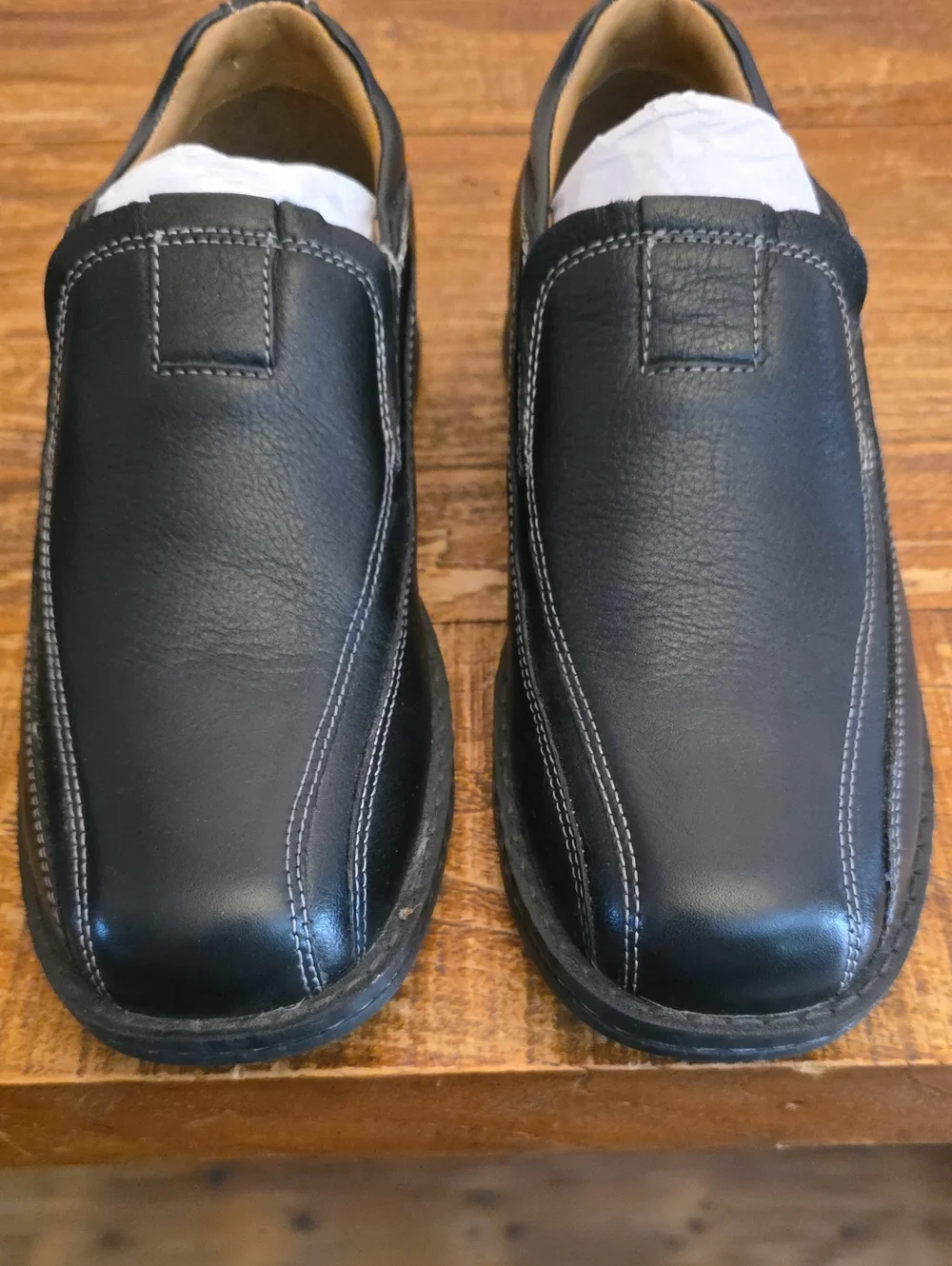 Men's Black Slip-On Leather Dress Shoes